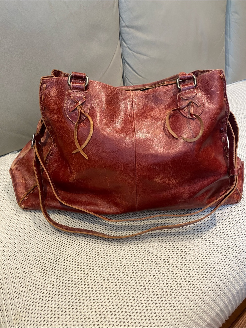 Bed /stu Rockaway cherry lux Handbag